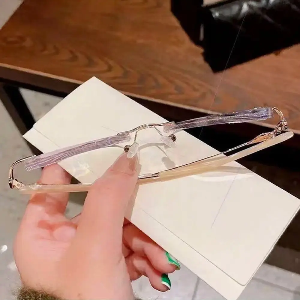 Ruby Multifocal Glasses - Last Units - Image 8